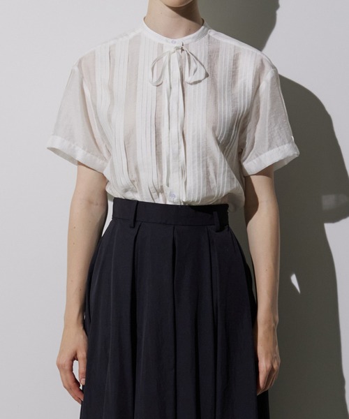 LE CIEL BLEU(ルシェルブルー)の「プリーテッドシャツ / Pleated Shirt(シャツ/ブラウス・レディース・ライトブルー/ブラック/オフホワイト/ピンク・38/36)」の9枚目の写真