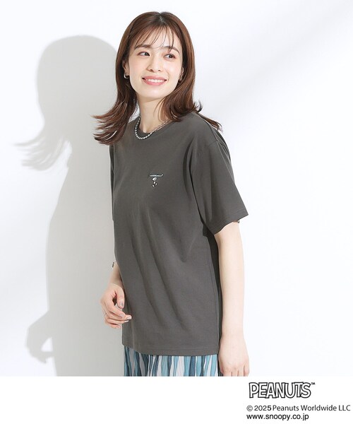 PEANUTS(ピーナッツ)の「【PEANUTS】ひんやりTシャツ(Tシャツ/カットソー・レディース・チャコールグレー/ベージュ系その他3/ブラック/イエロー系その他/ブラウン系/ライトベージュ/ホワイト系1/ホワイト/ライトグレー/グリーン系/オレンジ系/チャコール・01/02/03/04)」の22枚目の写真