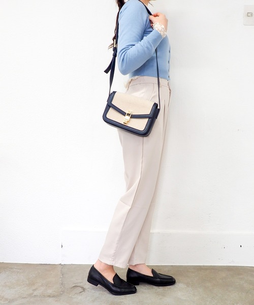 cava cava（サヴァサヴァ）の「モカシンシューズ　1320687（スリッポン・レディース・ブラック/グレイッシュベージュ・22.5cm/23cm/23.5cm/24cm/24.5cm）」の7枚目の写真