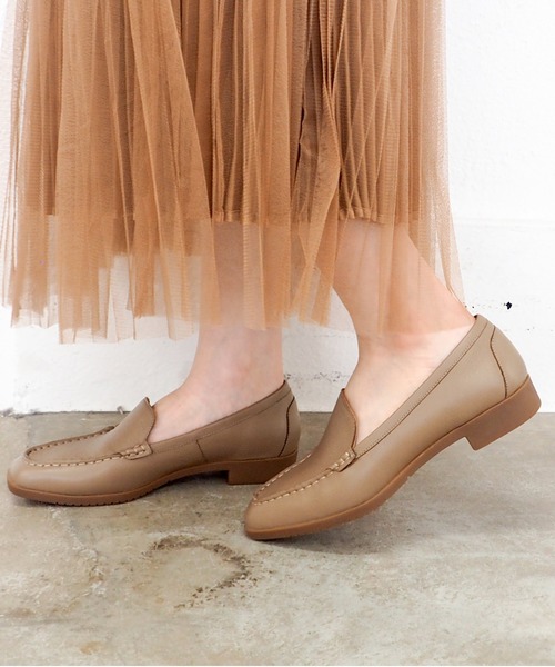 cava cava（サヴァサヴァ）の「モカシンシューズ　1320687（スリッポン・レディース・ブラック/グレイッシュベージュ・22.5cm/23cm/23.5cm/24cm/24.5cm）」の9枚目の写真