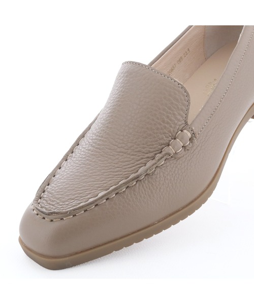 cava cava（サヴァサヴァ）の「モカシンシューズ　1320687（スリッポン・レディース・ブラック/グレイッシュベージュ・22.5cm/23cm/23.5cm/24cm/24.5cm）」の20枚目の写真