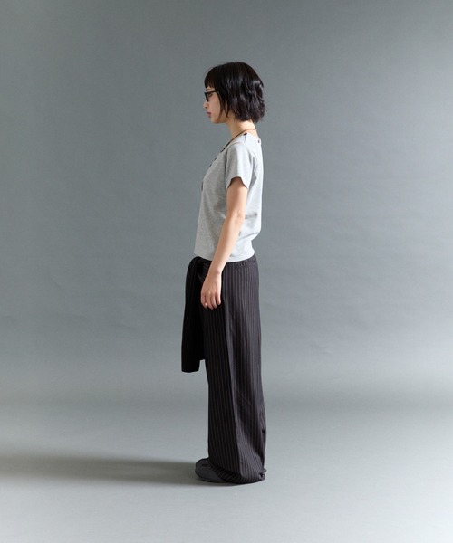 FTW(エフティダブリュー)の「2WAY HENRY BUTTON TOP(Tシャツ/カットソー・レディース・ネイビー/グレー/ブラック・SMALL/MEDIUM)」の14枚目の写真