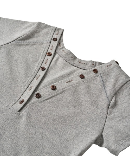 FTW(エフティダブリュー)の「2WAY HENRY BUTTON TOP(Tシャツ/カットソー・レディース・ネイビー/グレー/ブラック・SMALL/MEDIUM)」の18枚目の写真