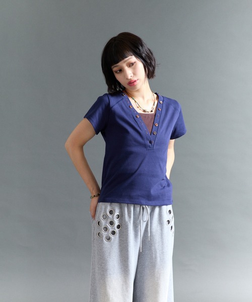 FTW(エフティダブリュー)の「2WAY HENRY BUTTON TOP(Tシャツ/カットソー・レディース・ネイビー/グレー/ブラック・SMALL/MEDIUM)」の22枚目の写真