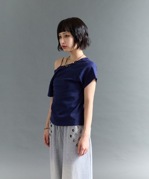 FTW(エフティダブリュー)の「2WAY HENRY BUTTON TOP(Tシャツ/カットソー・レディース・ネイビー/グレー/ブラック・SMALL/MEDIUM)」の21枚目の写真