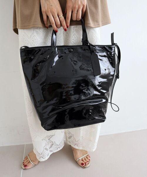 le.coeur blanc(ルクールブラン)の「ドット刺繍2wayトート(トートバッグ・レディース・シルバー/ブラック/ベージュ・FREE)」の5枚目の写真