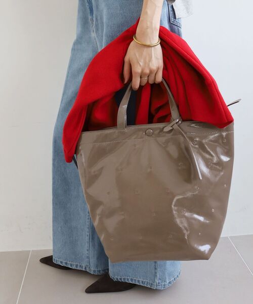 le.coeur blanc(ルクールブラン)の「ドット刺繍2wayトート(トートバッグ・レディース・シルバー/ブラック/ベージュ・FREE)」の11枚目の写真