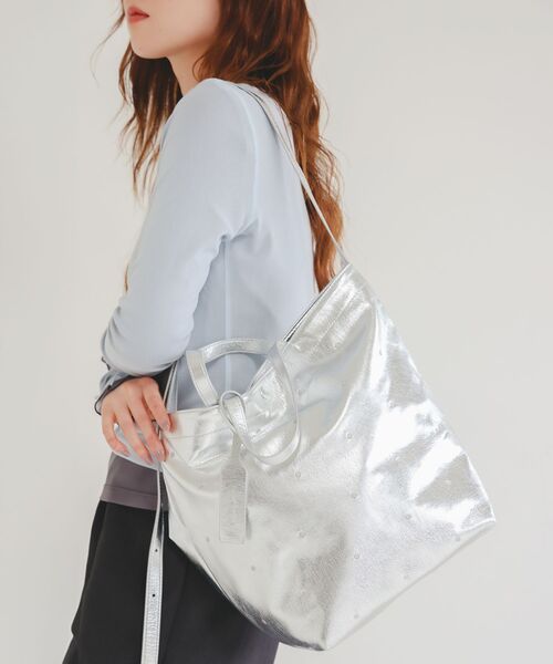 le.coeur blanc(ルクールブラン)の「ドット刺繍2wayトート(トートバッグ・レディース・シルバー/ブラック/ベージュ・FREE)」の16枚目の写真