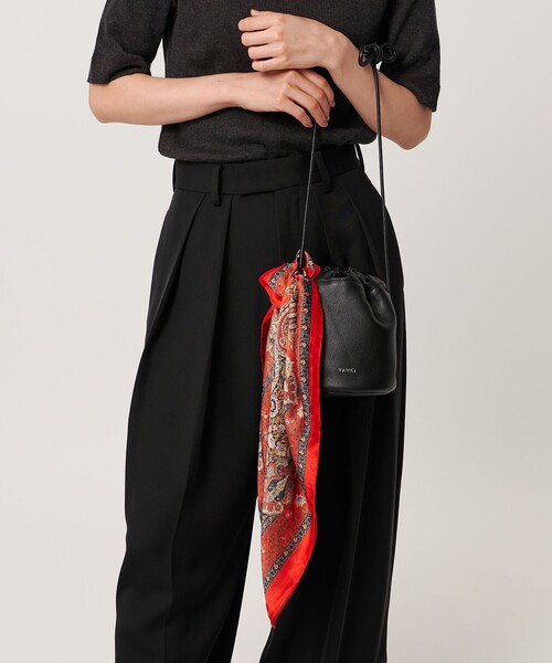 BEAUTY&YOUTH UNITED ARROWS(ビューティーアンドユースユナイテッドアローズ)の「ペイズリー×フラワーモチーフ スカーフ(バンダナ/スカーフ・レディース・オリーブ/レッド・FREE)」の9枚目の写真