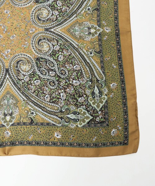 BEAUTY&YOUTH UNITED ARROWS(ビューティーアンドユースユナイテッドアローズ)の「ペイズリー×フラワーモチーフ スカーフ(バンダナ/スカーフ・レディース・オリーブ/レッド・FREE)」の11枚目の写真