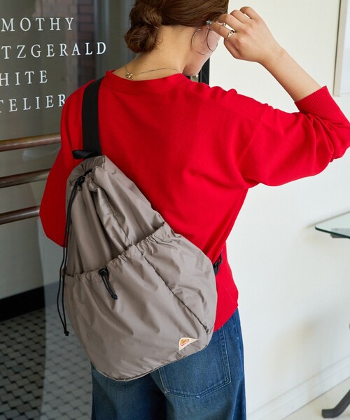 FREAK'S STORE（フリークスストア）の「限定展開 KELTY×FREAK'S STORE/ケルティ 別注 パッカブル ドローコード 巾着 リュックサック（バックパック/リュック・レディース・グレー/ブラック/ベージュ・ONE SIZE）」の3枚目の写真