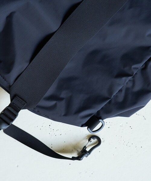 FREAK'S STORE（フリークスストア）の「限定展開 KELTY×FREAK'S STORE/ケルティ 別注 パッカブル ドローコード 巾着 リュックサック（バックパック/リュック・レディース・グレー/ブラック/ベージュ・ONE SIZE）」の10枚目の写真