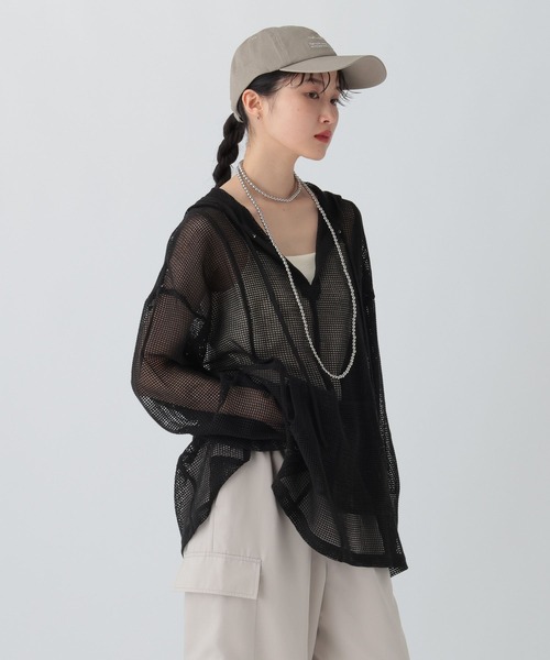 LEPSIM（レプシィム）の「メッシュフーディープルオーバー　581017（その他トップス・レディース・ブラック/アイボリー/ブルー・FREE）」の11枚目の写真