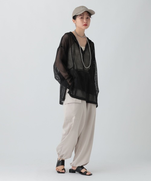 LEPSIM（レプシィム）の「メッシュフーディープルオーバー　581017（その他トップス・レディース・ブラック/アイボリー/ブルー・FREE）」の16枚目の写真