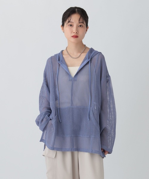 LEPSIM（レプシィム）の「メッシュフーディープルオーバー　581017（その他トップス・レディース・ブラック/アイボリー/ブルー・FREE）」の17枚目の写真