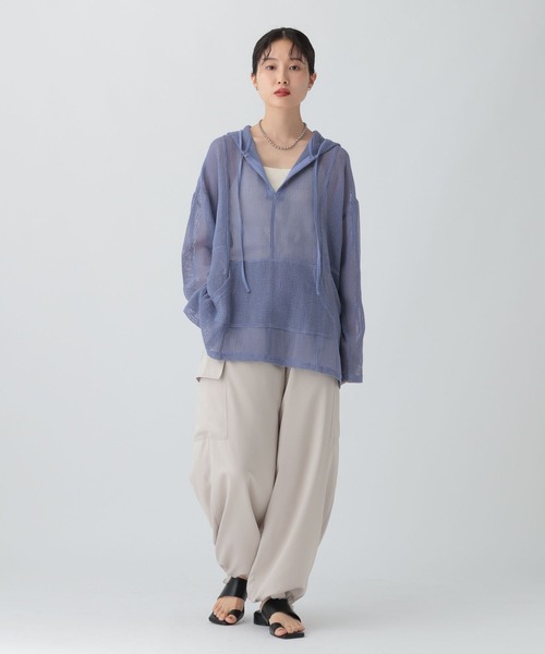 LEPSIM（レプシィム）の「メッシュフーディープルオーバー　581017（その他トップス・レディース・ブラック/アイボリー/ブルー・FREE）」の21枚目の写真