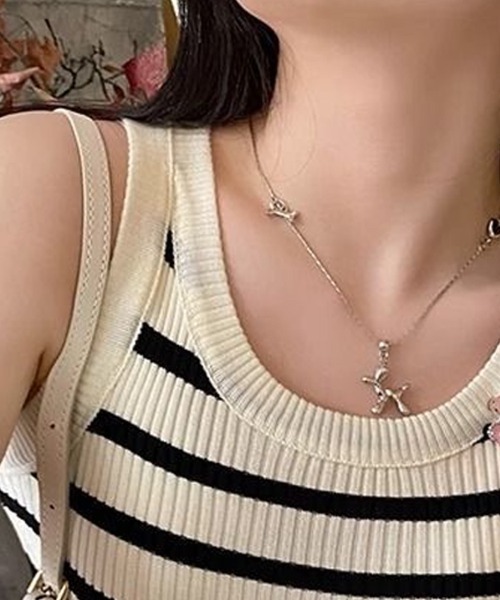 Beststore（ベストストア）の「2タイプ展開　袖なしタンクトップ ニットベスト ノースリーブ（タンクトップ・レディース・アイボリー系/カーキ系/ブラック/ブラウン/グレー/アイボリー/ブラック系その他/ベージュ・FREE）」の10枚目の写真