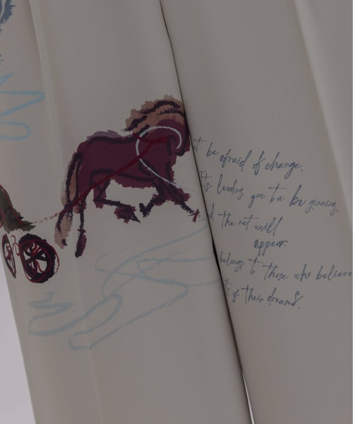 Eimee Law(エイミーロウ)の「テキスト馬柄ptパイピングセンタープレスパンツ(その他パンツ・レディース・ライトベージュ/ブラック・MEDIUM)」の18枚目の写真