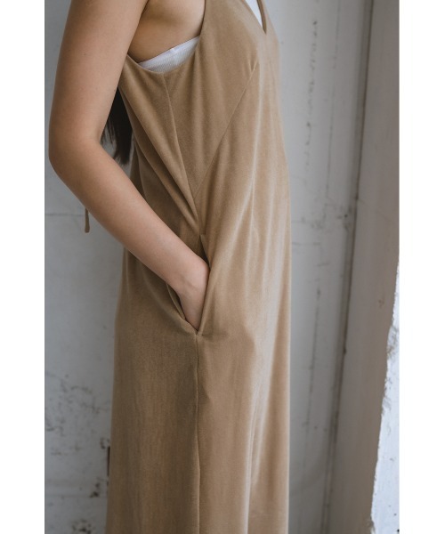 STYLEMIXER（スタイルミキサー）の「ベロアレイヤーキャミワンピース（ワンピース・レディース・ブラック/ブラウン/ベージュ・SMALL/MEDIUM）」の22枚目の写真