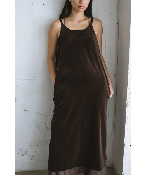 STYLEMIXER（スタイルミキサー）の「ベロアレイヤーキャミワンピース（ワンピース・レディース・ブラック/ブラウン/ベージュ・SMALL/MEDIUM）」の15枚目の写真