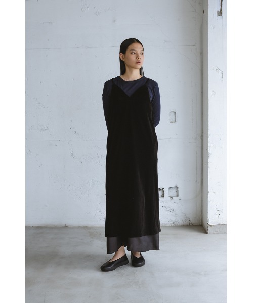 STYLEMIXER（スタイルミキサー）の「ベロアレイヤーキャミワンピース（ワンピース・レディース・ブラック/ブラウン/ベージュ・SMALL/MEDIUM）」の5枚目の写真