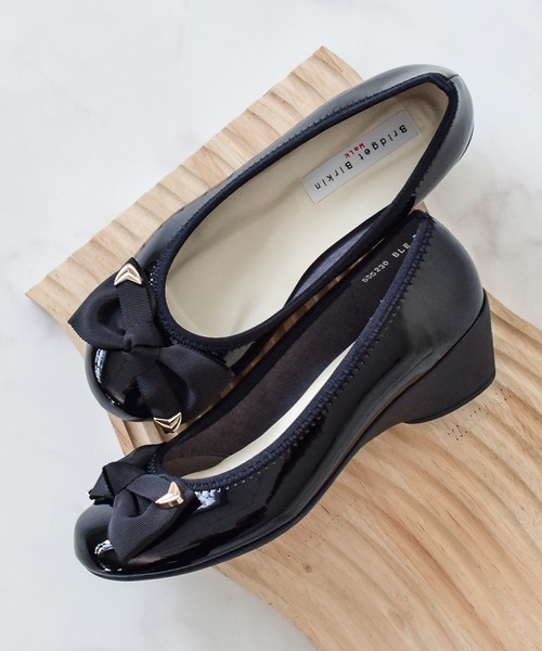 Bridget Birkin(ブリジットバーキン)の「【Bridget Birkin Walk】コーナーパーツリボンウォーキングパンプス(555230)(パンプス・レディース・ブラック系その他2/ブラック系その他/ブラウン系その他・23/24.5/24/23.5/22.5)」の2枚目の写真