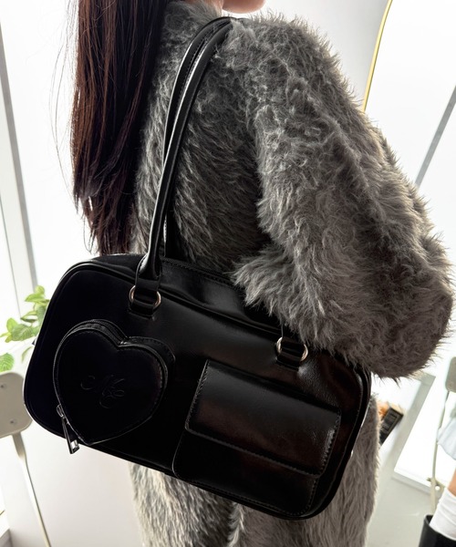 WEGO（ウィゴー）の「WEGO/ハートポケットボストンバッグ（ショルダーバッグ・レディース・ブラック/ブラウン・FREE）」の7枚目の写真