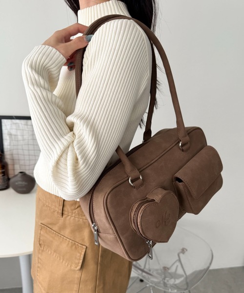 WEGO（ウィゴー）の「WEGO/ハートポケットボストンバッグ（ショルダーバッグ・レディース・ブラック/ブラウン・FREE）」の12枚目の写真