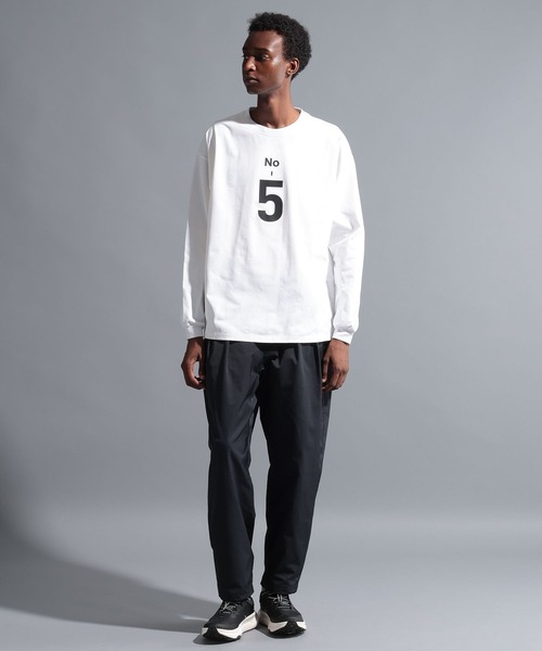 NUMERALS（ヌメラルズ）の「【NUMERALS】ナンバーロゴロングスリーブTEE（Tシャツ/カットソー・メンズ・オフホワイト/ブラック/ネイビー・MEDIUM/LARGE）」の4枚目の写真