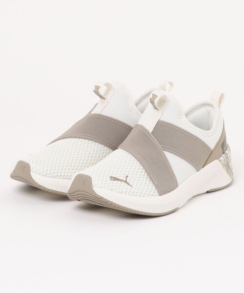 PUMA(プーマ)の「《PUMA》SOFTRIDE ハルリー スリップオン(スリッポン・レディース・ホワイト系その他/ブラック・23.5cm/22.5cm/23.0cm/24.0cm/24.5cm/25.0cm)」の1枚目の写真