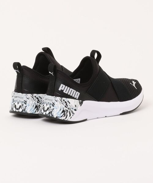 PUMA(プーマ)の「《PUMA》SOFTRIDE ハルリー スリップオン(スリッポン・レディース・ホワイト系その他/ブラック・23.5cm/22.5cm/23.0cm/24.0cm/24.5cm/25.0cm)」の3枚目の写真