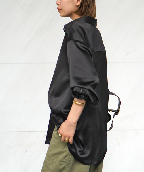 AP STUDIO(エーピーストゥディオ)の「サテンシャツ(シャツ/ブラウス・レディース・ブラック/チョコ・FREE)」の6枚目の写真