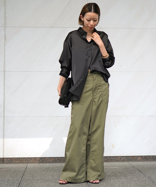 AP STUDIO(エーピーストゥディオ)の「サテンシャツ(シャツ/ブラウス・レディース・ブラック/チョコ・FREE)」の8枚目の写真