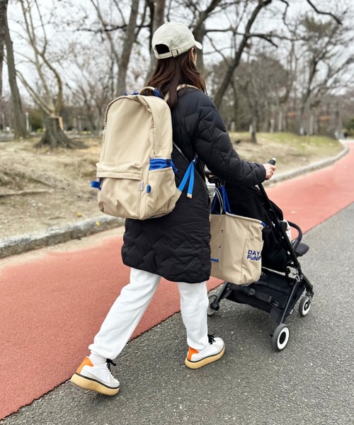THE BAREFOOT(ベアフット)の「【 DAY OUT / デイアウト 】back pack / バックパック GJI(バックパック/リュック・レディース・ブラック/グレー・FREE)」の5枚目の写真