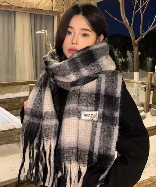 マフラーで仲良しクマ♡冬 セール】【7色展開】あったかいボリュームチェックフリンジワイド