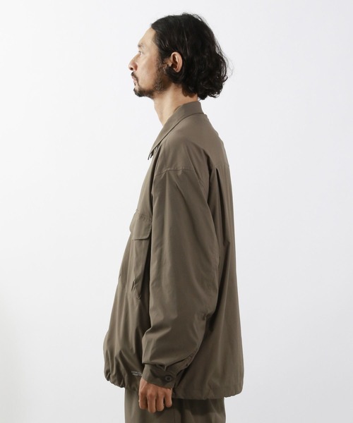BAYFLOW(ベイフロー)の「【ストレッチ・イージーケア・吸水速乾・マシンウォッシャブル】SOLOTEXシャツジャケット(その他トップス・メンズ・カーキ/ブラック・LARGE/MEDIUM)」の17枚目の写真
