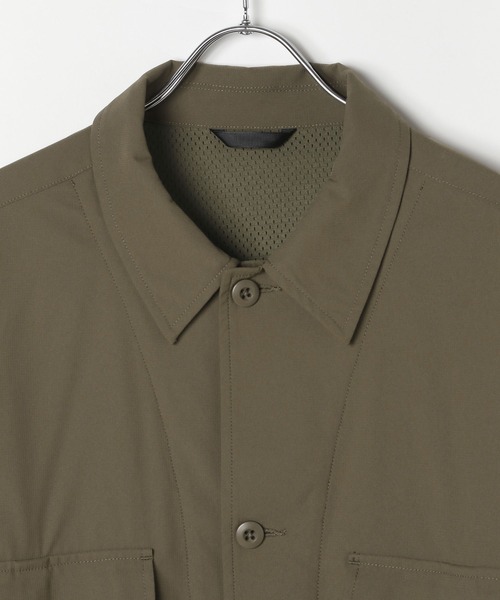 BAYFLOW(ベイフロー)の「【ストレッチ・イージーケア・吸水速乾・マシンウォッシャブル】SOLOTEXシャツジャケット(その他トップス・メンズ・カーキ/ブラック・LARGE/MEDIUM)」の21枚目の写真