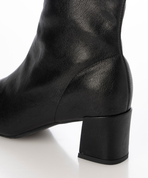 enchanted（エンチャンテッド）の「晴雨兼用チャンキーヒールストレッチショートブーツ（ブーツ・レディース・ダークブラウン/ブラック・24.5/25/24/23.5/23/22.5）」の7枚目の写真