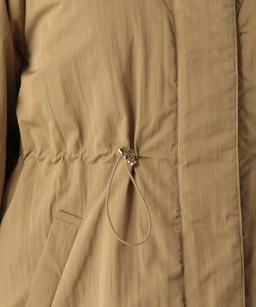 Elura（エルーラ）の「スタンドカラー中綿コート/571754（ダウンジャケット/コート・レディース・キャメル/ブラック・FREE）」の20枚目の写真