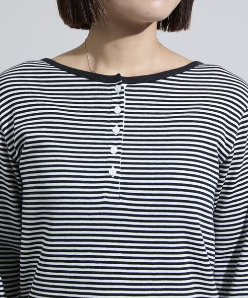 FREAK'S STORE(フリークスストア)の「<新色追加>調温素材 INKEEP ヘンリーネックトップス/インキープ ヘンリーネックロンT(Tシャツ/カットソー・レディース・レッド/オフホワイト/その他/ブラック/その他15/ブルーグリーン・フリ-)」の9枚目の写真
