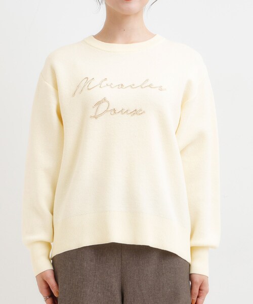 SHOO・LA・RUE（シューラルー）の「【洗濯機可/ちくちくしにくい】大人のための スウェットライク刺繍ロゴニット（ニット/セーター・レディース・ネイビー/グレー/ブラウン系その他/アイボリー・04/03/02/01）」の22枚目の写真