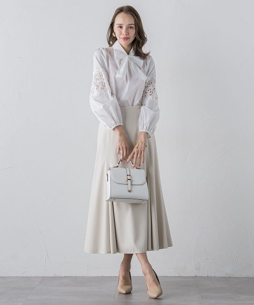 Viaggio Blu(ビアッジョブルー)の「袖レースブラウス≪洗濯機で洗える≫(シャツ/ブラウス・レディース・ホワイト/ネイビー/ベージュ/ピンク・M/S/L)」の8枚目の写真