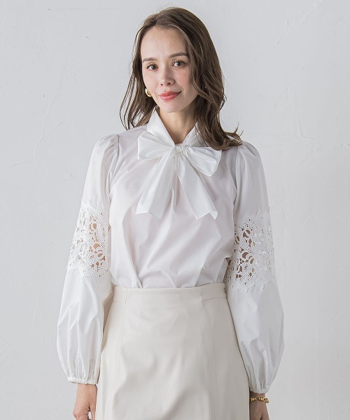 Viaggio Blu(ビアッジョブルー)の「袖レースブラウス≪洗濯機で洗える≫(シャツ/ブラウス・レディース・ホワイト/ネイビー/ベージュ/ピンク・M/S/L)」の7枚目の写真