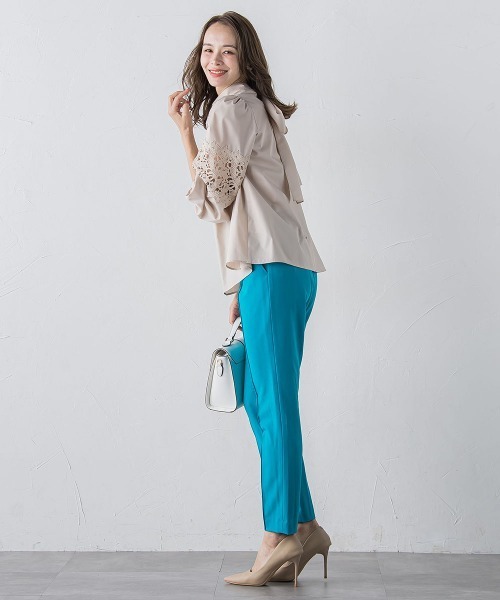 Viaggio Blu(ビアッジョブルー)の「袖レースブラウス≪洗濯機で洗える≫(シャツ/ブラウス・レディース・ホワイト/ネイビー/ベージュ/ピンク・M/S/L)」の16枚目の写真