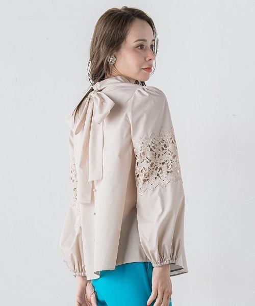 Viaggio Blu(ビアッジョブルー)の「袖レースブラウス≪洗濯機で洗える≫(シャツ/ブラウス・レディース・ホワイト/ネイビー/ベージュ/ピンク・M/S/L)」の20枚目の写真