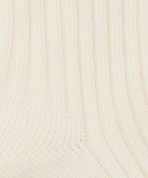 UNITED ARROWS（ユナイテッドアローズ）の「ボリュームソックス（ソックス/靴下・メンズ・ベージュ/オフホワイト/レッド/ライトグレー・FREE）」の5枚目の写真