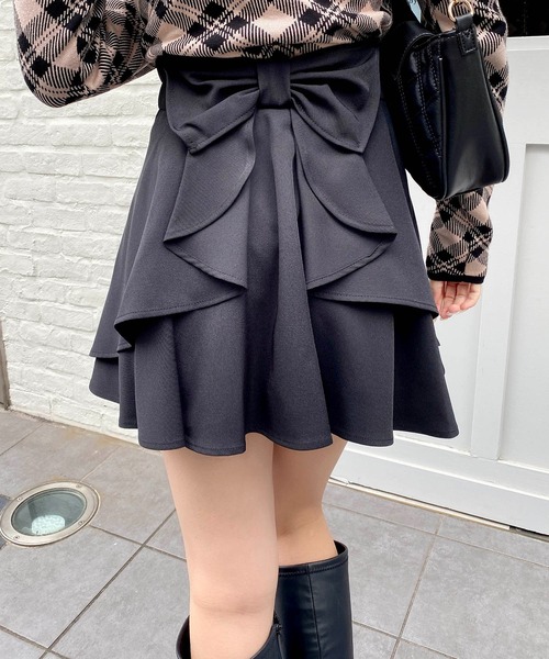 INGNI(イング)の「バックリボンフレアスカパン/A(スカート・レディース・グレー/ブラック/ボルドー・FREE)」の1枚目の写真