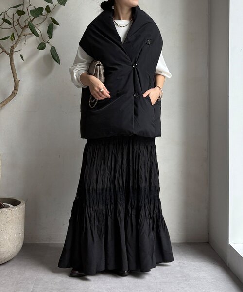 DouDou（ドゥドゥ）の「【WEB限定】ストールライクファーバーダウンベスト（ベスト・レディース・ブラック/ブラウン/ライトグレー・FREE）」の4枚目の写真