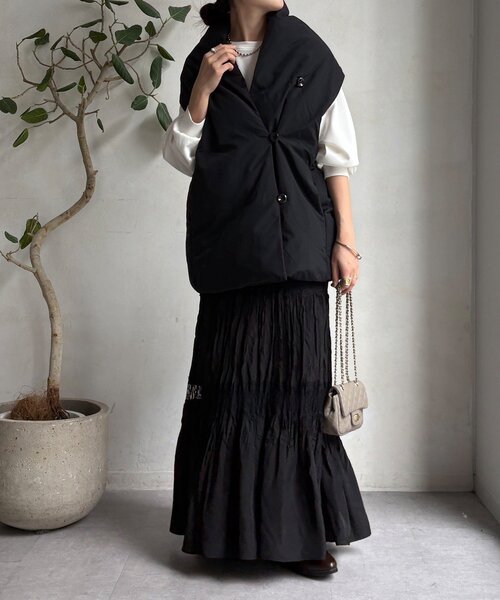 DouDou（ドゥドゥ）の「【WEB限定】ストールライクファーバーダウンベスト（ベスト・レディース・ブラック/ブラウン/ライトグレー・FREE）」の7枚目の写真