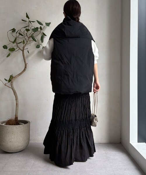 DouDou（ドゥドゥ）の「【WEB限定】ストールライクファーバーダウンベスト（ベスト・レディース・ブラック/ブラウン/ライトグレー・FREE）」の8枚目の写真
